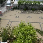 Apolonija 3*
