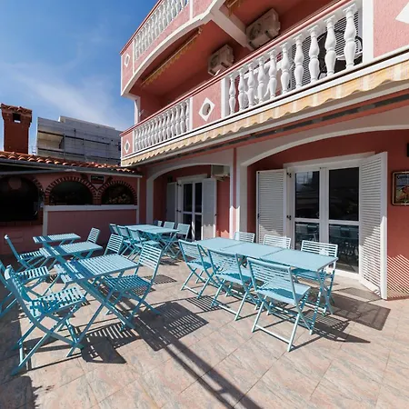 Apolonija בית הארחה