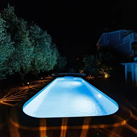 בית הארחה Apolonija