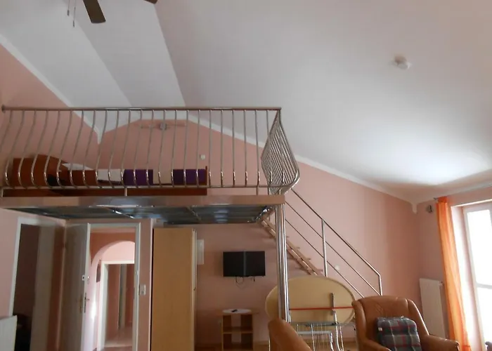 Casa de hóspedes Apolonija 3*