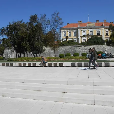 Guest house Apolonija