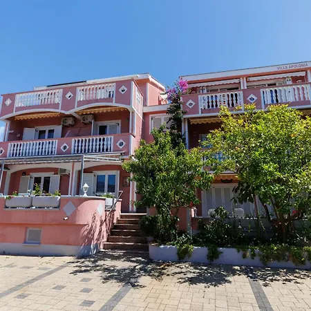 奥珀罗尼加别墅酒店 扎达尔