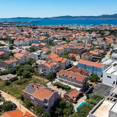 Apolonija
