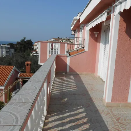 奥珀罗尼加别墅酒店 招待所